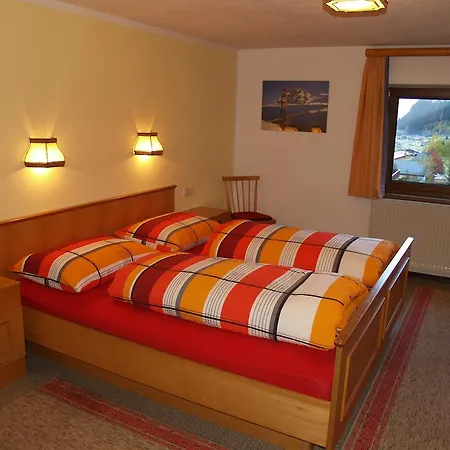 Haus Vereina Bed & Breakfast Galtür